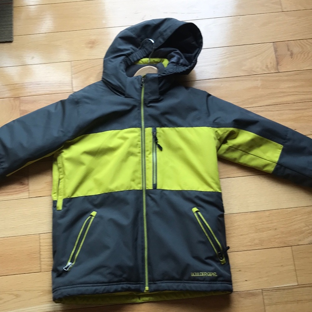 Boys jacket Boulder Gear size M